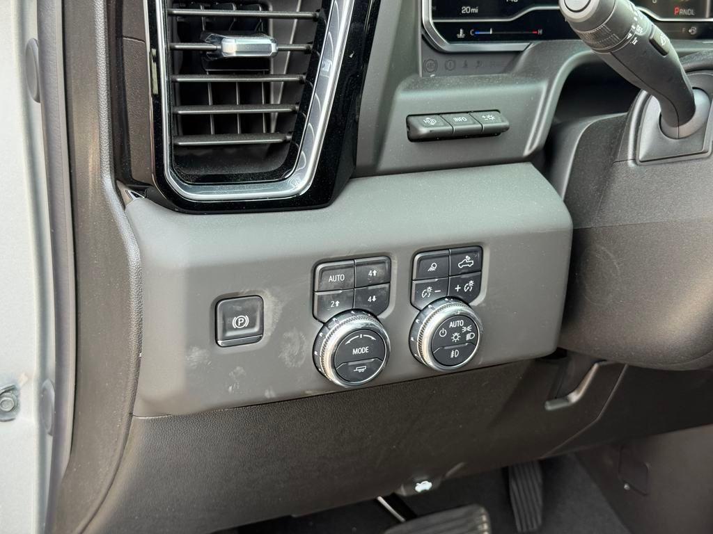 new 2025 GMC Sierra 2500 car, priced at $73,166