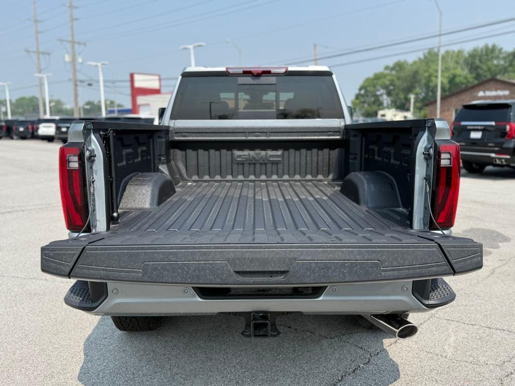 new 2025 GMC Sierra 2500 car, priced at $73,166