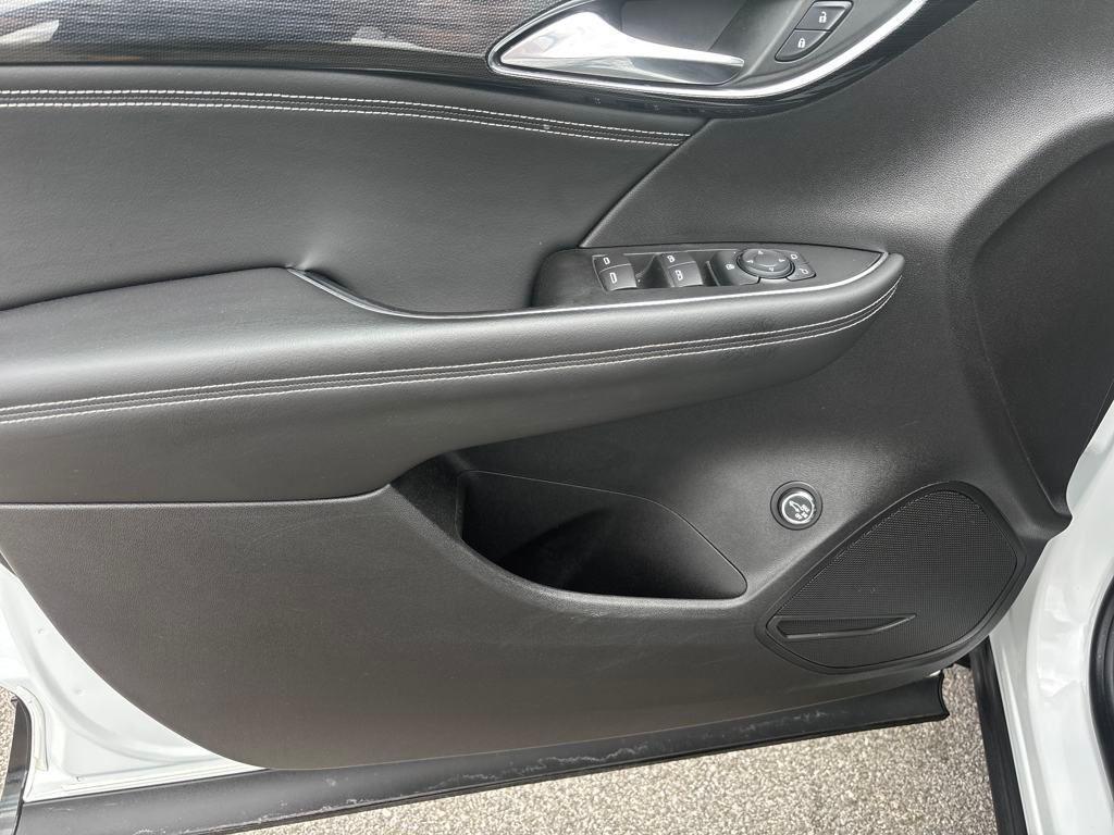 used 2022 Buick Envision car, priced at $23,975