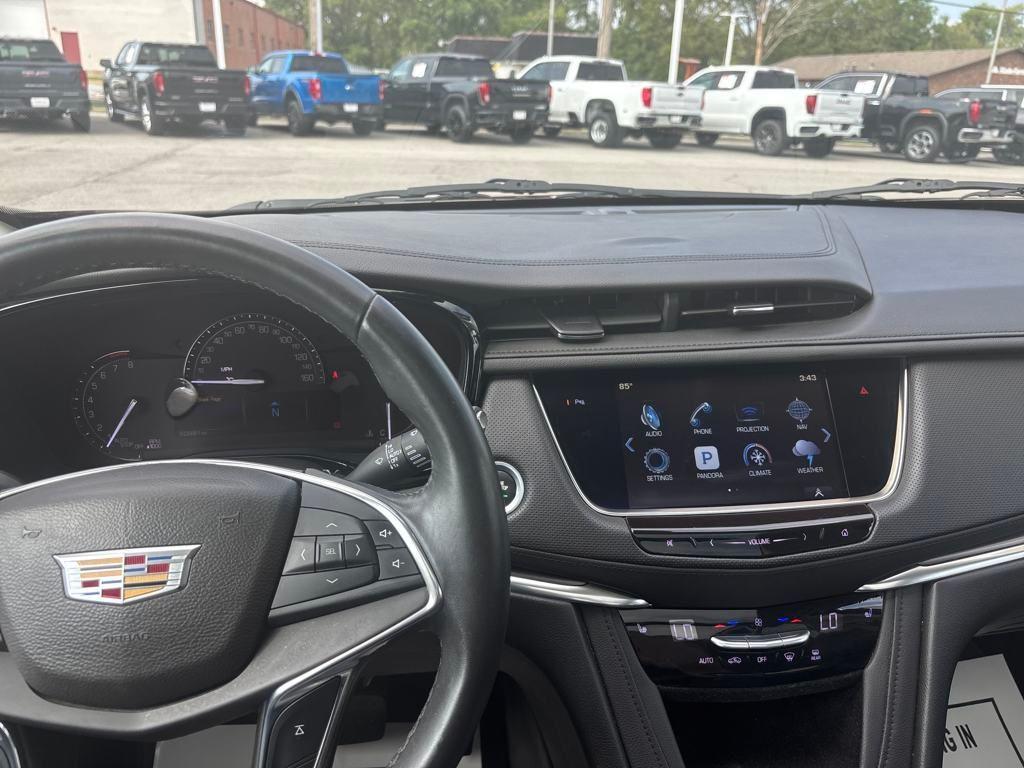 used 2017 Cadillac XT5 car, priced at $18,975