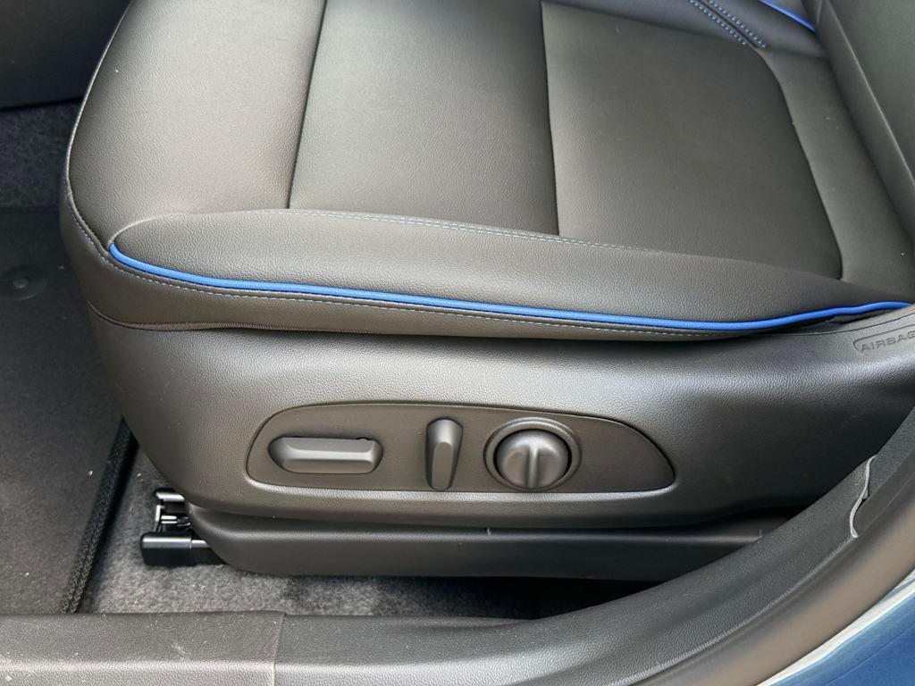 new 2025 Buick Envista car, priced at $28,444