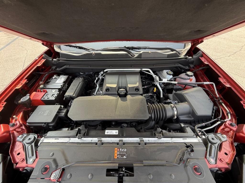 new 2025 GMC Canyon car, priced at $43,819