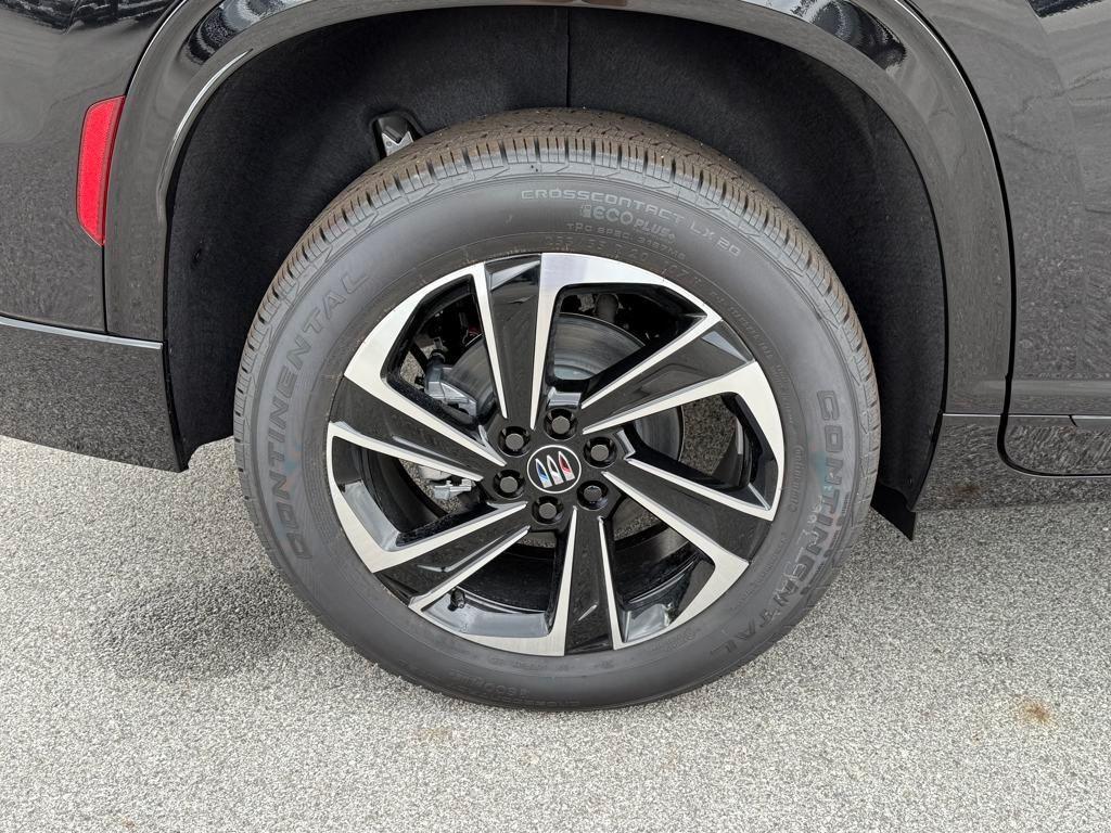 new 2025 Buick Enclave car, priced at $50,258