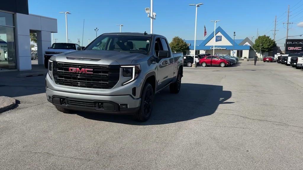 new 2025 GMC Sierra 1500 car, priced at $50,278