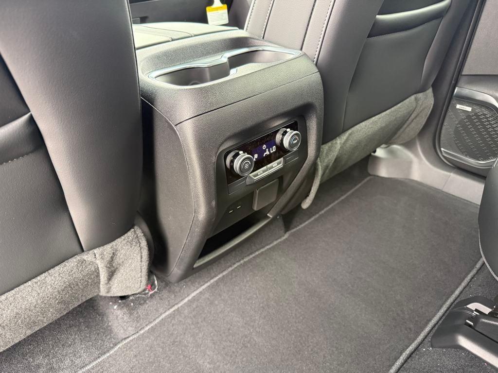 new 2025 Buick Enclave car, priced at $45,538