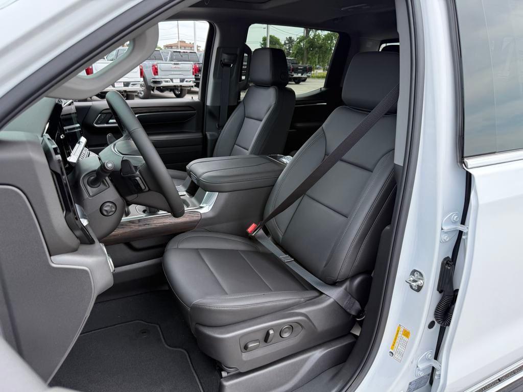 new 2025 GMC Sierra 1500 car, priced at $57,798