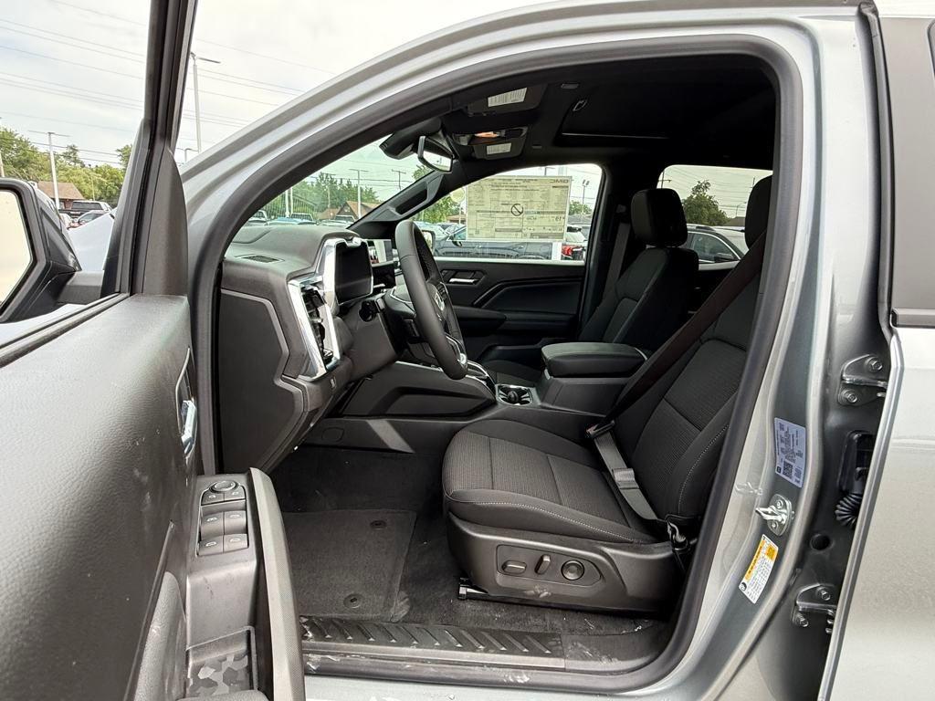 new 2025 GMC Canyon car, priced at $44,091