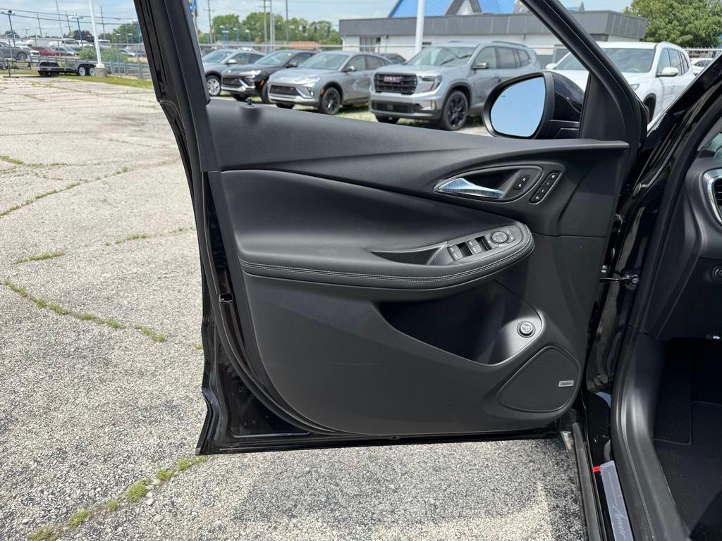 new 2025 Buick Encore GX car, priced at $33,839