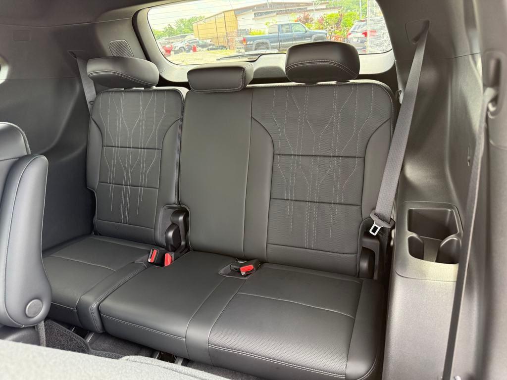 new 2025 Buick Enclave car, priced at $62,269