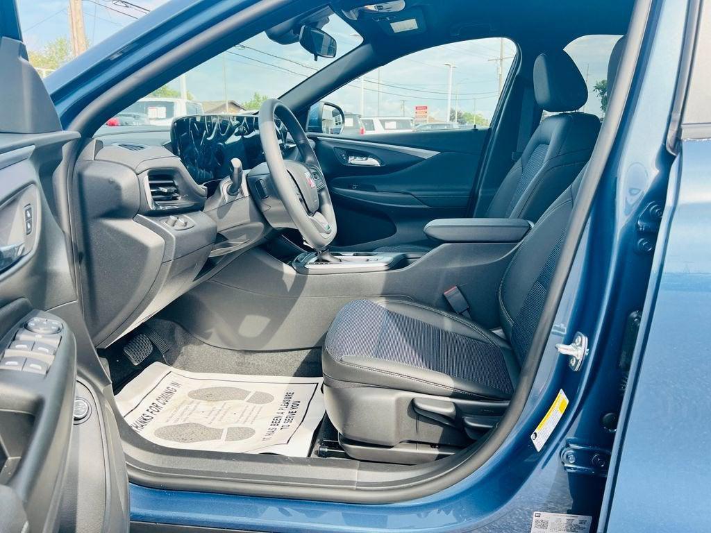 new 2026 Buick Envista car, priced at $25,460