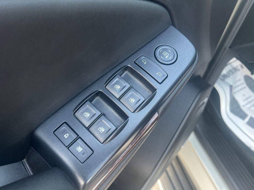 used 2015 GMC Yukon car, priced at $17,775