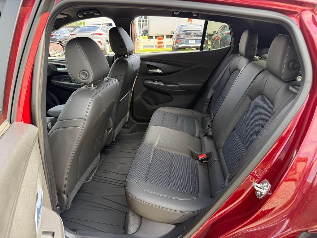new 2025 Buick Envista car, priced at $25,896
