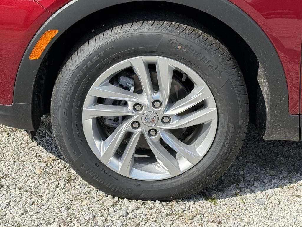 new 2025 Buick Envista car, priced at $25,896