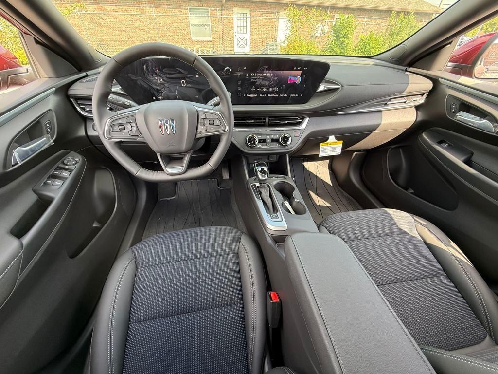 new 2025 Buick Envista car, priced at $25,896