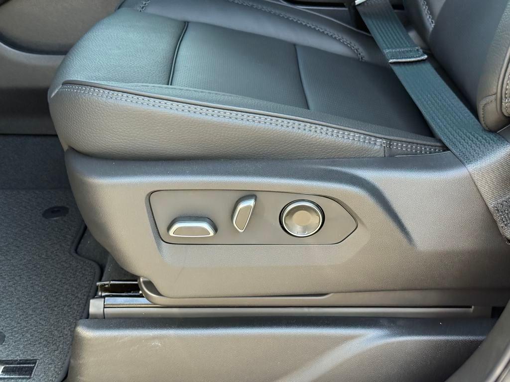 new 2025 GMC Yukon car, priced at $92,809