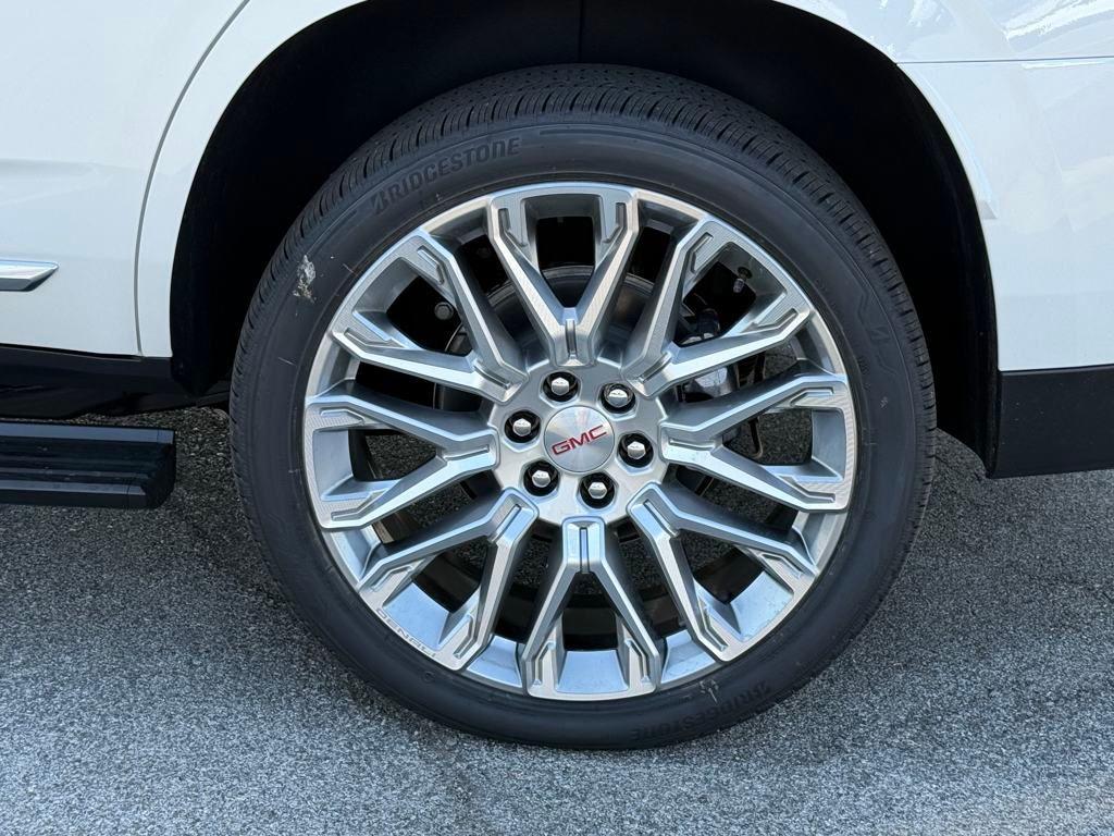 new 2025 GMC Yukon car, priced at $92,809