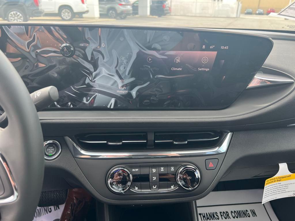 new 2025 Buick Envista car, priced at $25,896