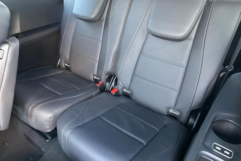 new 2025 Mercedes-Benz GLS 580 car, priced at $124,800