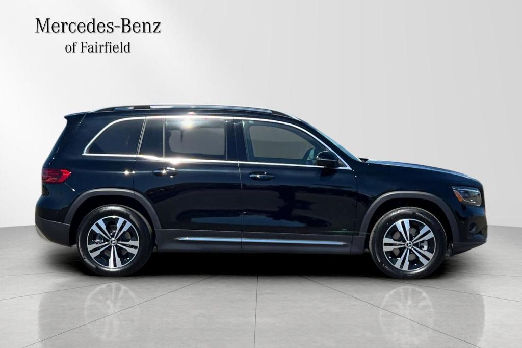 new 2025 Mercedes-Benz GLB 250 car, priced at $49,595