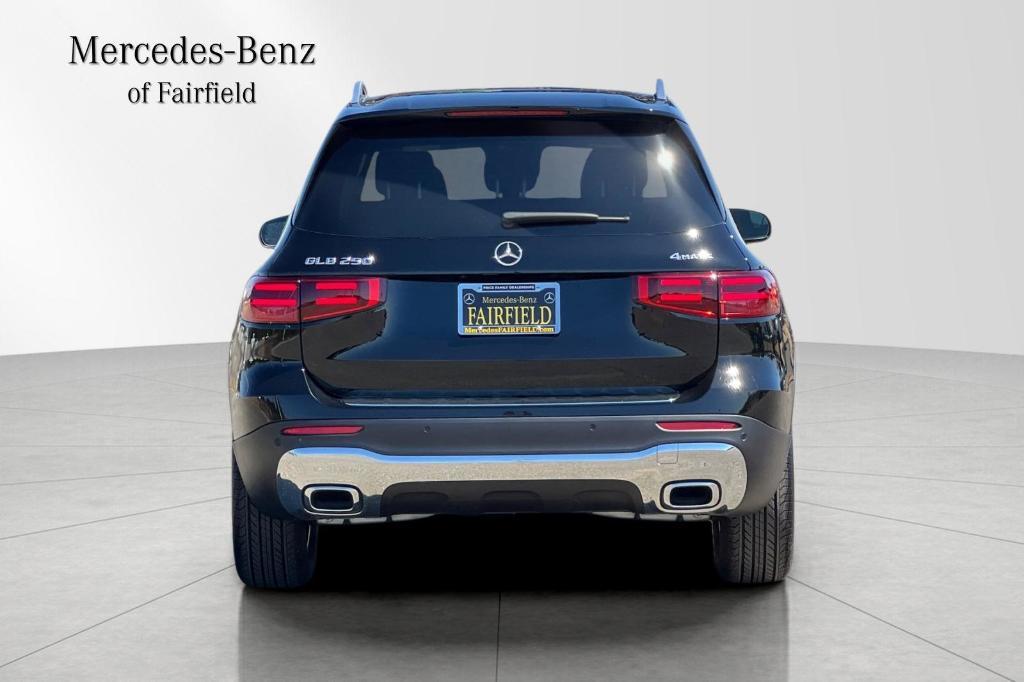new 2025 Mercedes-Benz GLB 250 car, priced at $49,595