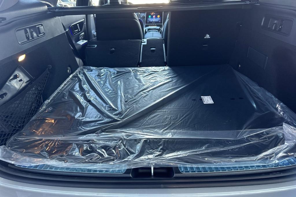 new 2026 Mercedes-Benz GLC 300 car, priced at $58,885