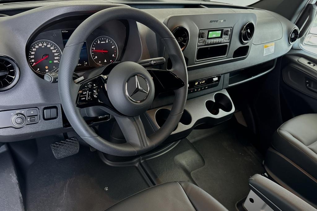 new 2025 Mercedes-Benz Sprinter 2500 car