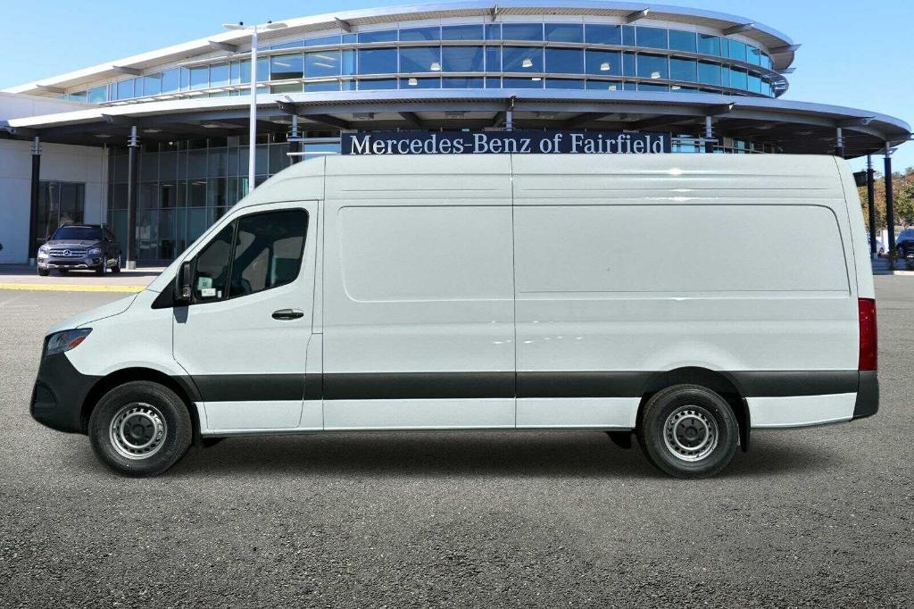 new 2025 Mercedes-Benz Sprinter 2500 car