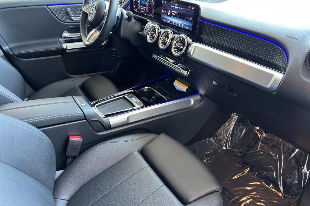 used 2025 Mercedes-Benz GLB 250 car, priced at $38,987