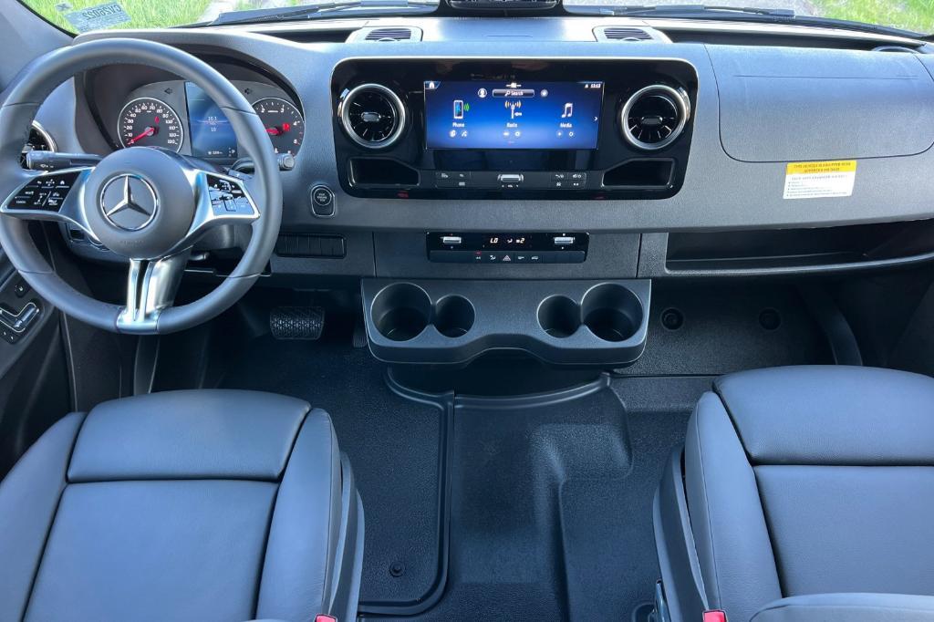 new 2026 Mercedes-Benz Sprinter 2500 car, priced at $77,263