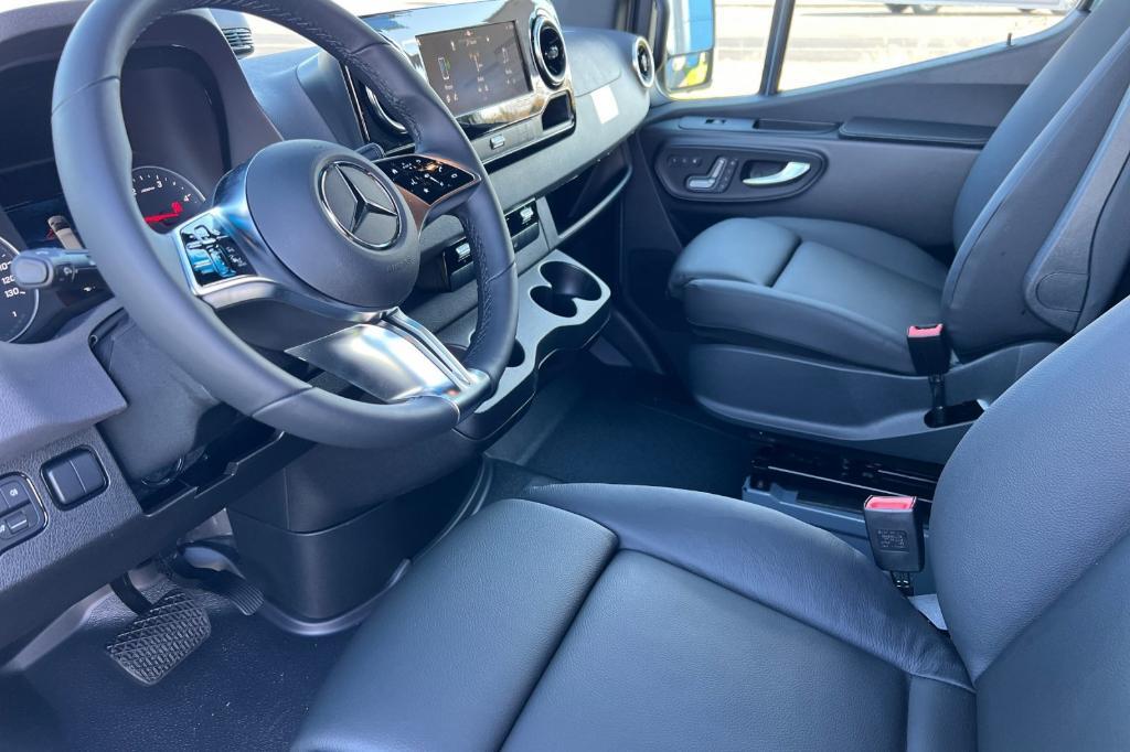 new 2026 Mercedes-Benz Sprinter 2500 car, priced at $77,263