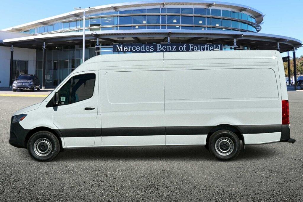 new 2025 Mercedes-Benz Sprinter 2500 car