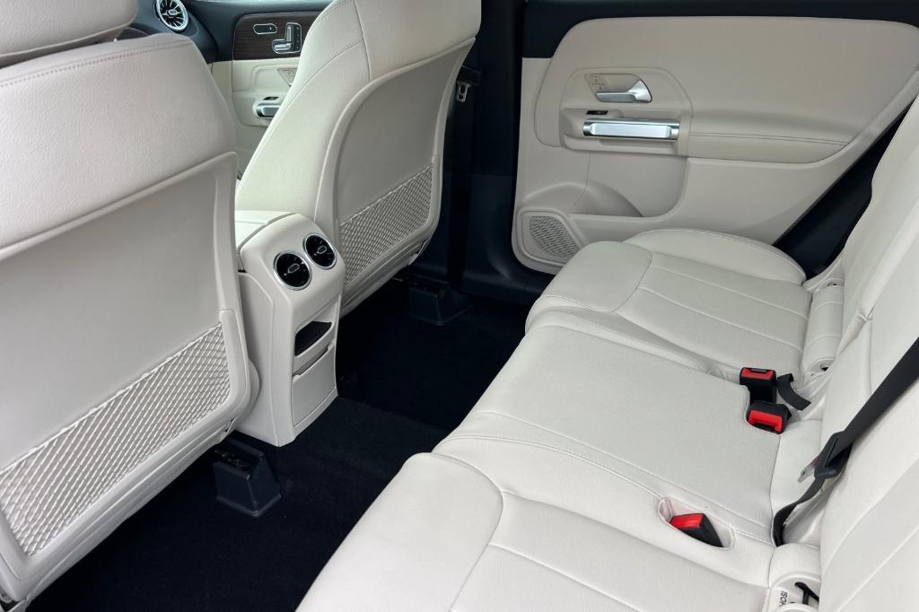 used 2025 Mercedes-Benz GLB 250 car, priced at $37,991