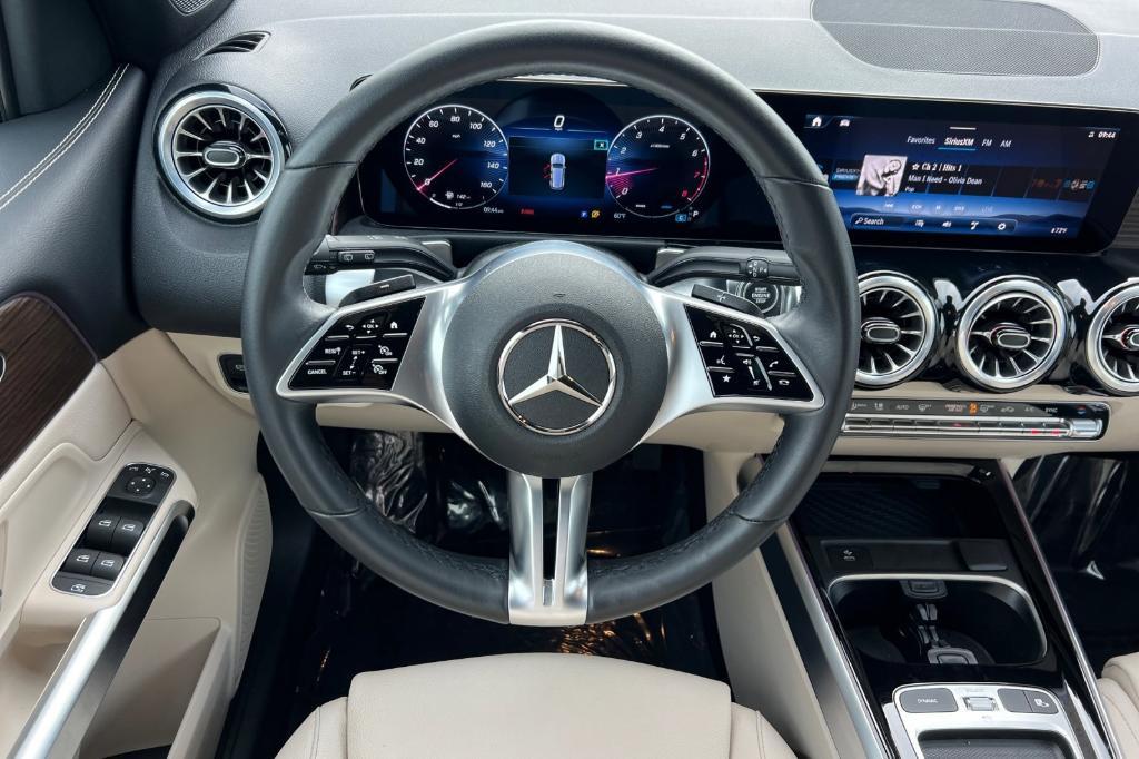 used 2025 Mercedes-Benz GLB 250 car, priced at $37,991