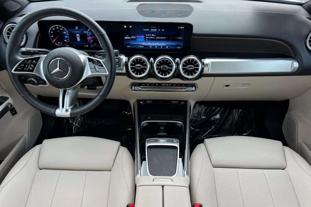 used 2025 Mercedes-Benz GLB 250 car, priced at $37,991