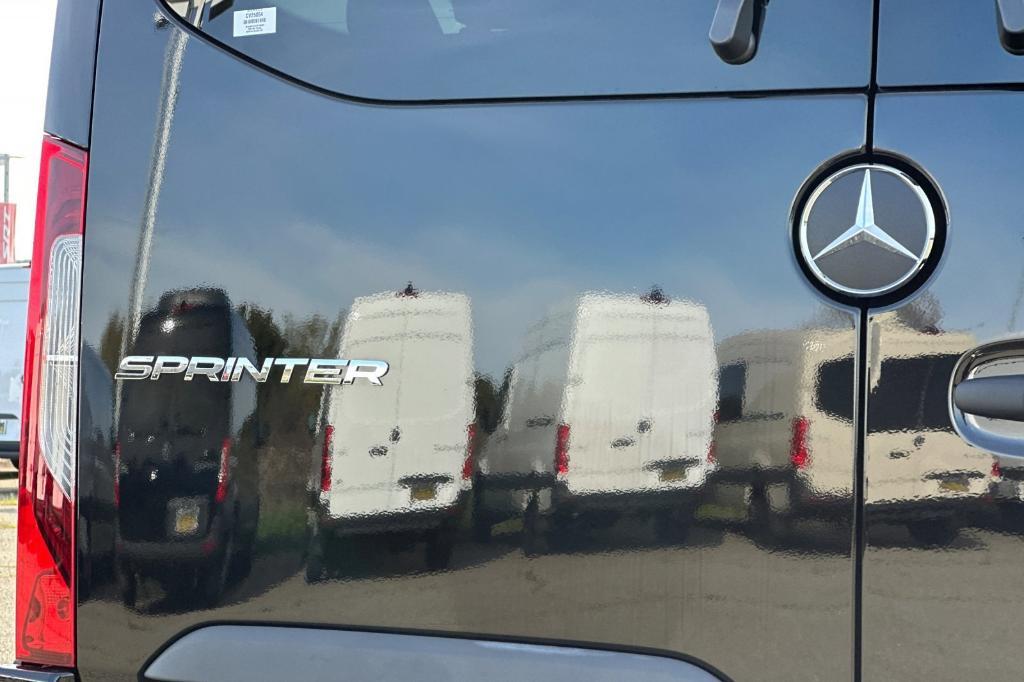 new 2025 Mercedes-Benz Sprinter 2500 car, priced at $81,694