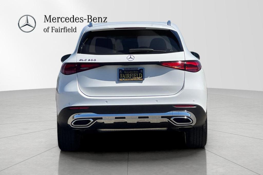new 2025 Mercedes-Benz GLC 300 car, priced at $53,085