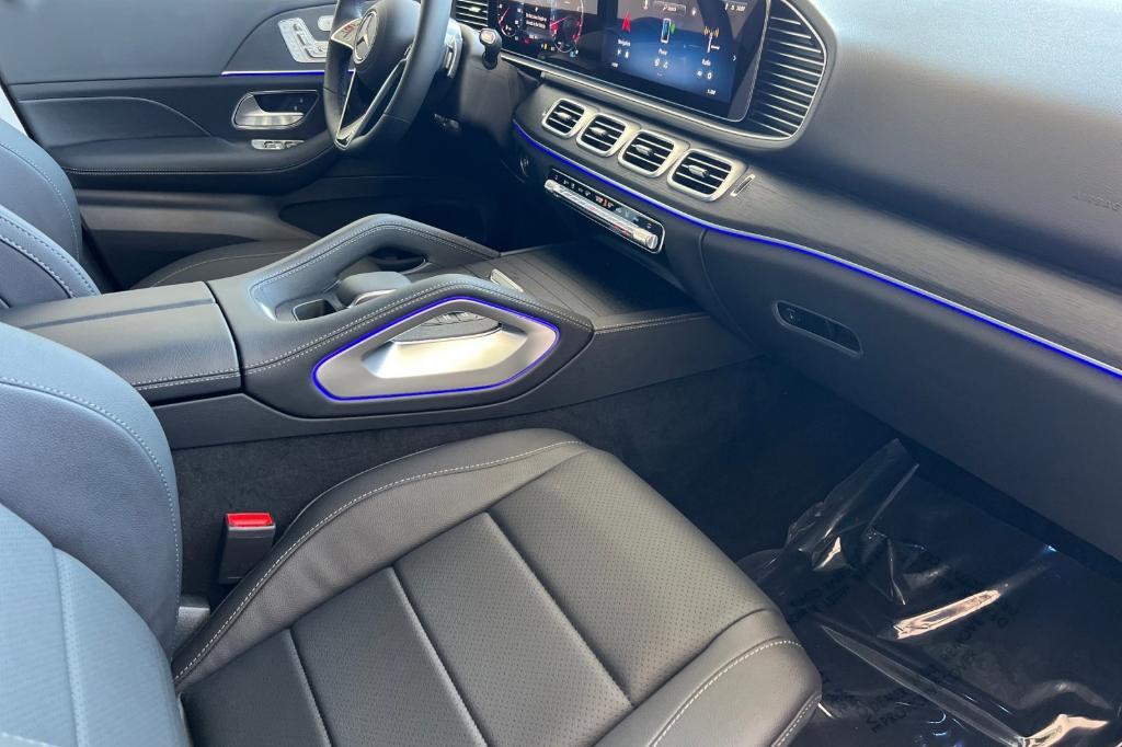 new 2025 Mercedes-Benz GLE 350 car, priced at $65,825