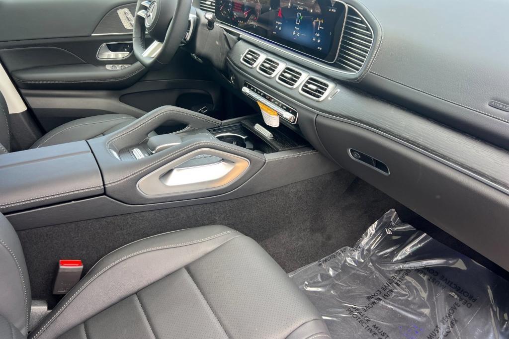 new 2026 Mercedes-Benz GLS 450 car, priced at $98,450