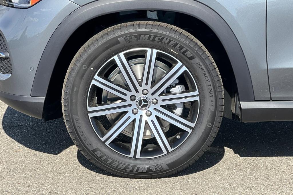 new 2025 Mercedes-Benz GLE 350 car, priced at $65,375