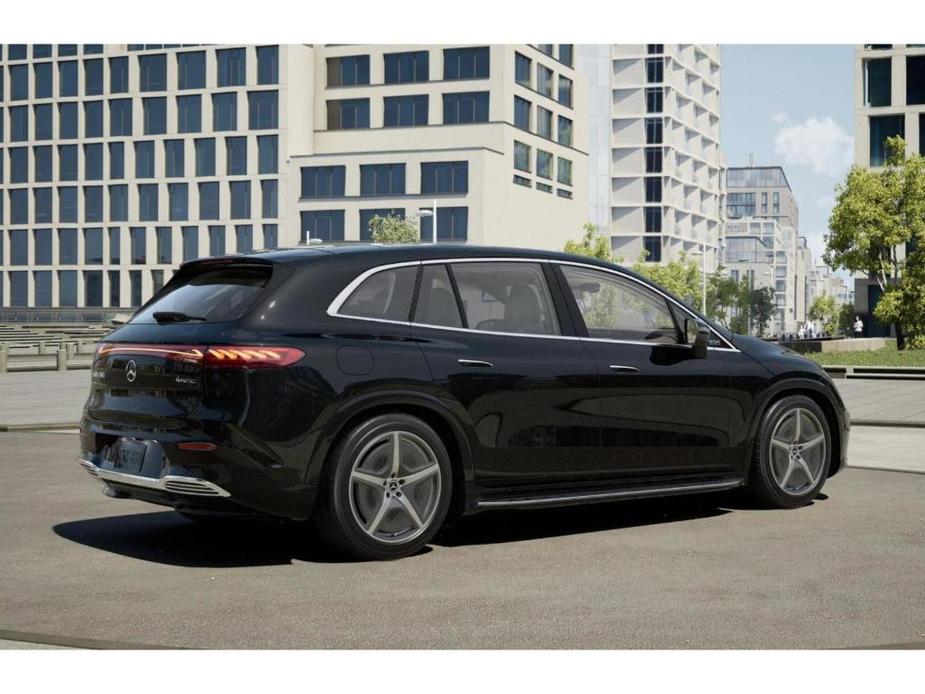 new 2023 Mercedes-Benz EQS 580 car, priced at $129,040