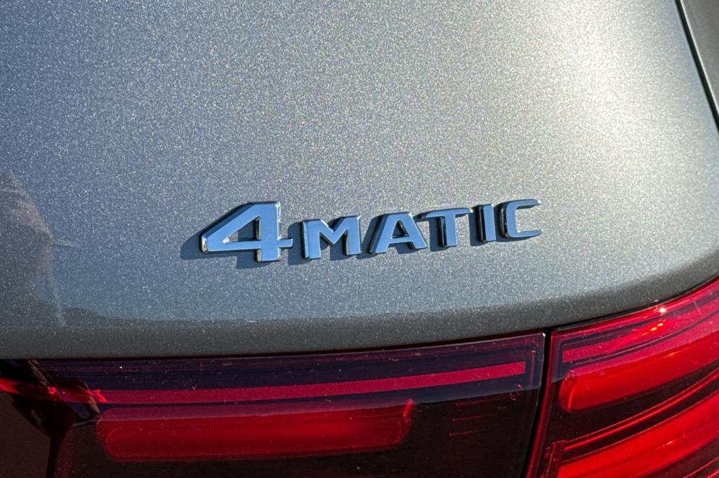 new 2025 Mercedes-Benz GLB 250 car, priced at $52,780