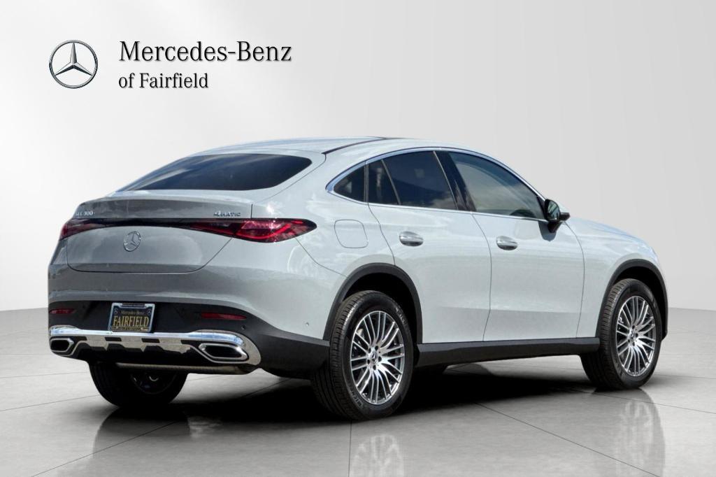new 2025 Mercedes-Benz GLC 300 car, priced at $63,905