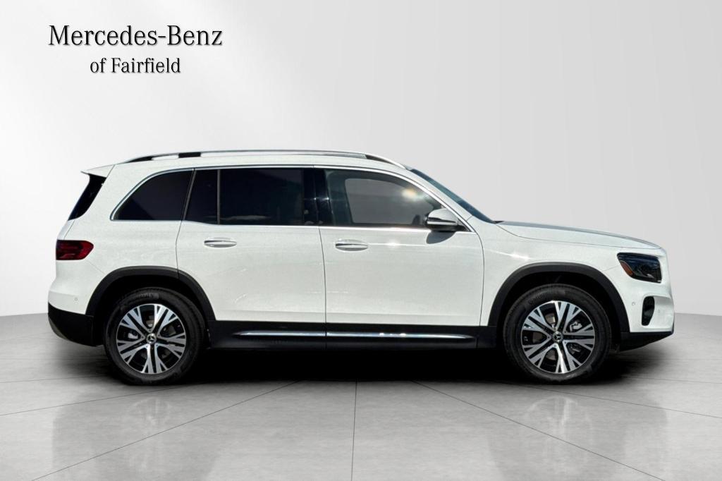 new 2025 Mercedes-Benz GLB 250 car, priced at $51,265