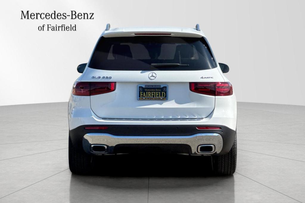 new 2025 Mercedes-Benz GLB 250 car, priced at $51,265