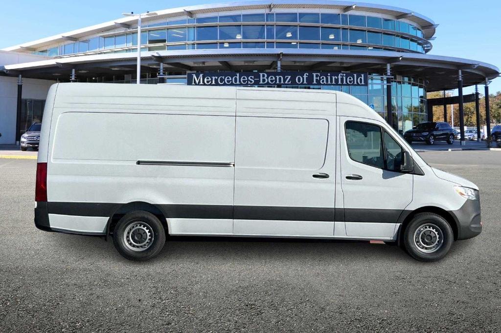 new 2024 Mercedes-Benz Sprinter 2500 car, priced at $60,976