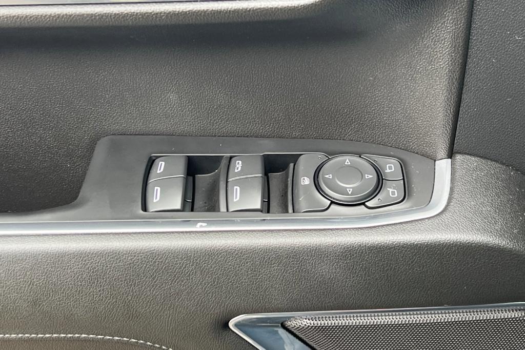 used 2024 Chevrolet Silverado 1500 car, priced at $41,900