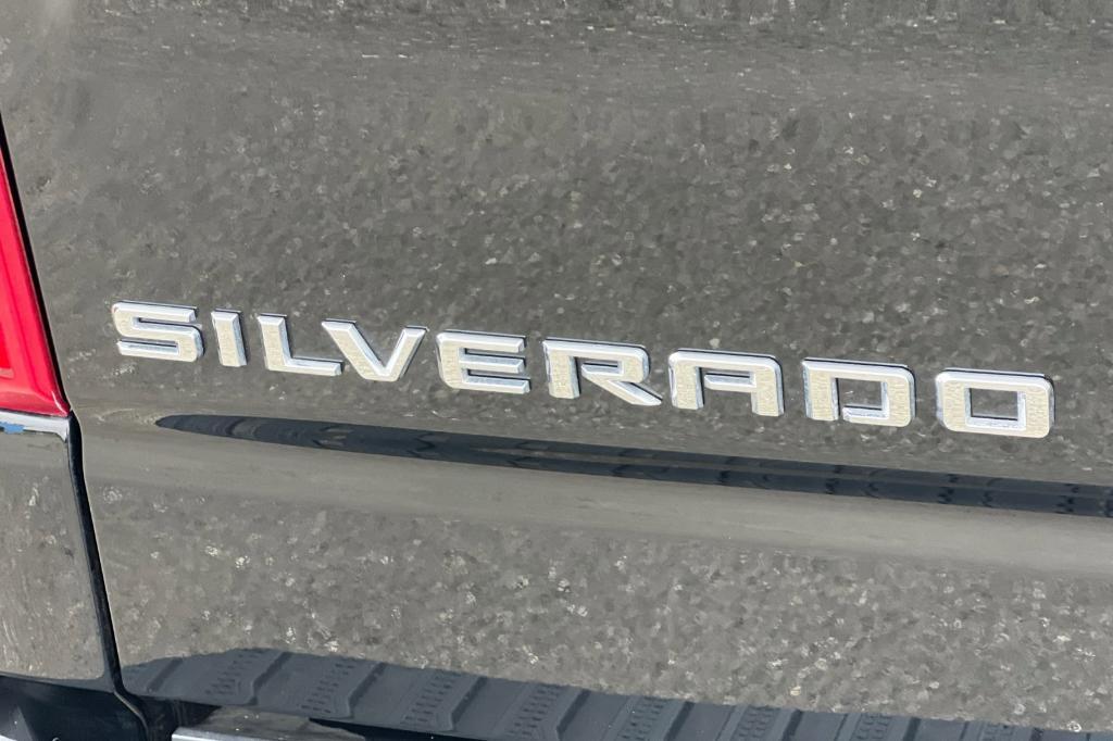used 2024 Chevrolet Silverado 1500 car, priced at $41,900