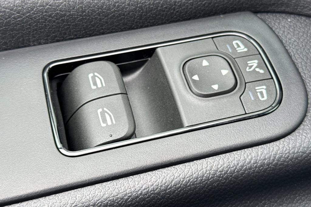 new 2025 Mercedes-Benz Sprinter 2500 car, priced at $68,043