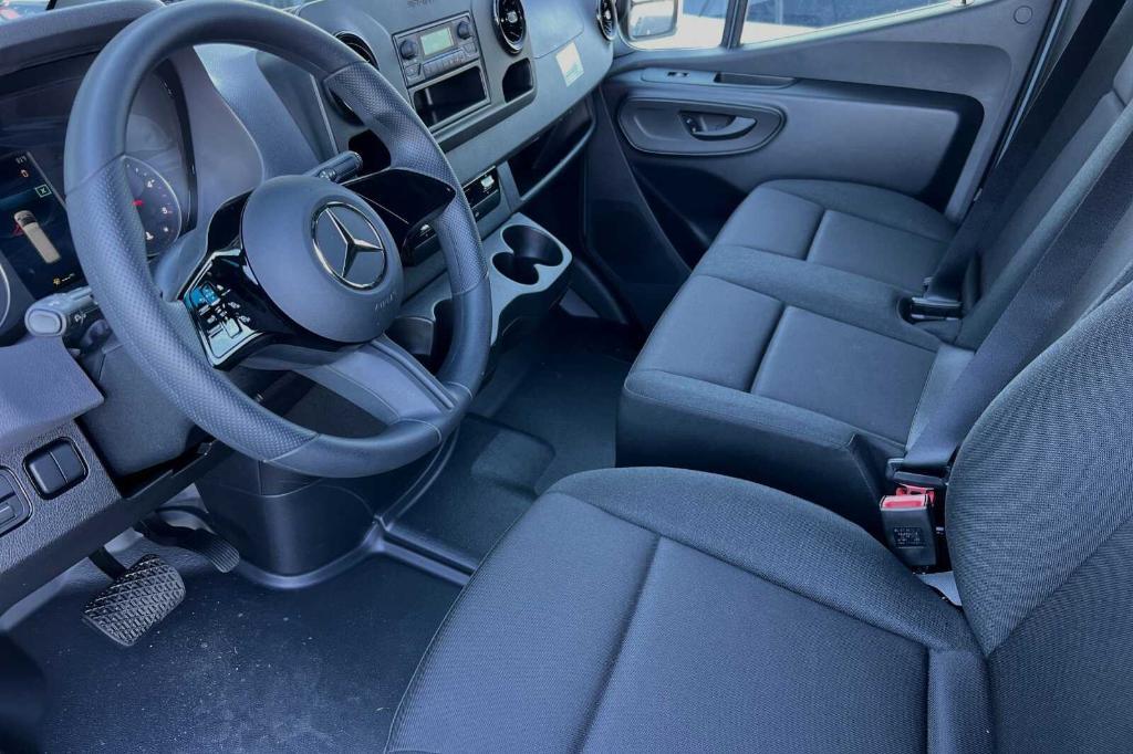 new 2025 Mercedes-Benz Sprinter 2500 car