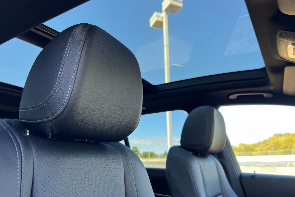 used 2022 Mercedes-Benz GLE 350 car, priced at $43,991